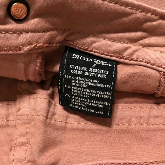 Miss Me Mid Rise Easy Crop Dusty Pink Jeans Size 36 - Picture 4 of 6